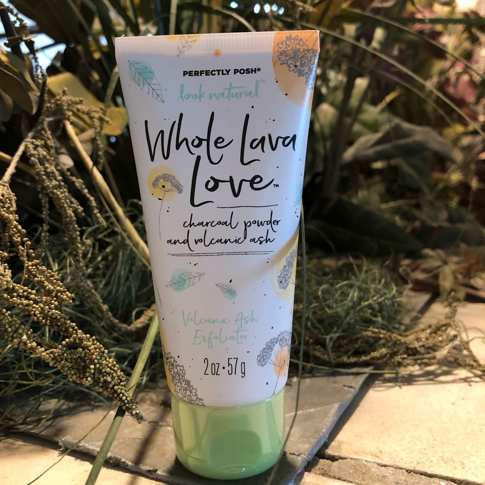 Perfectly Posh Whole Lava Love Exfoliating Face